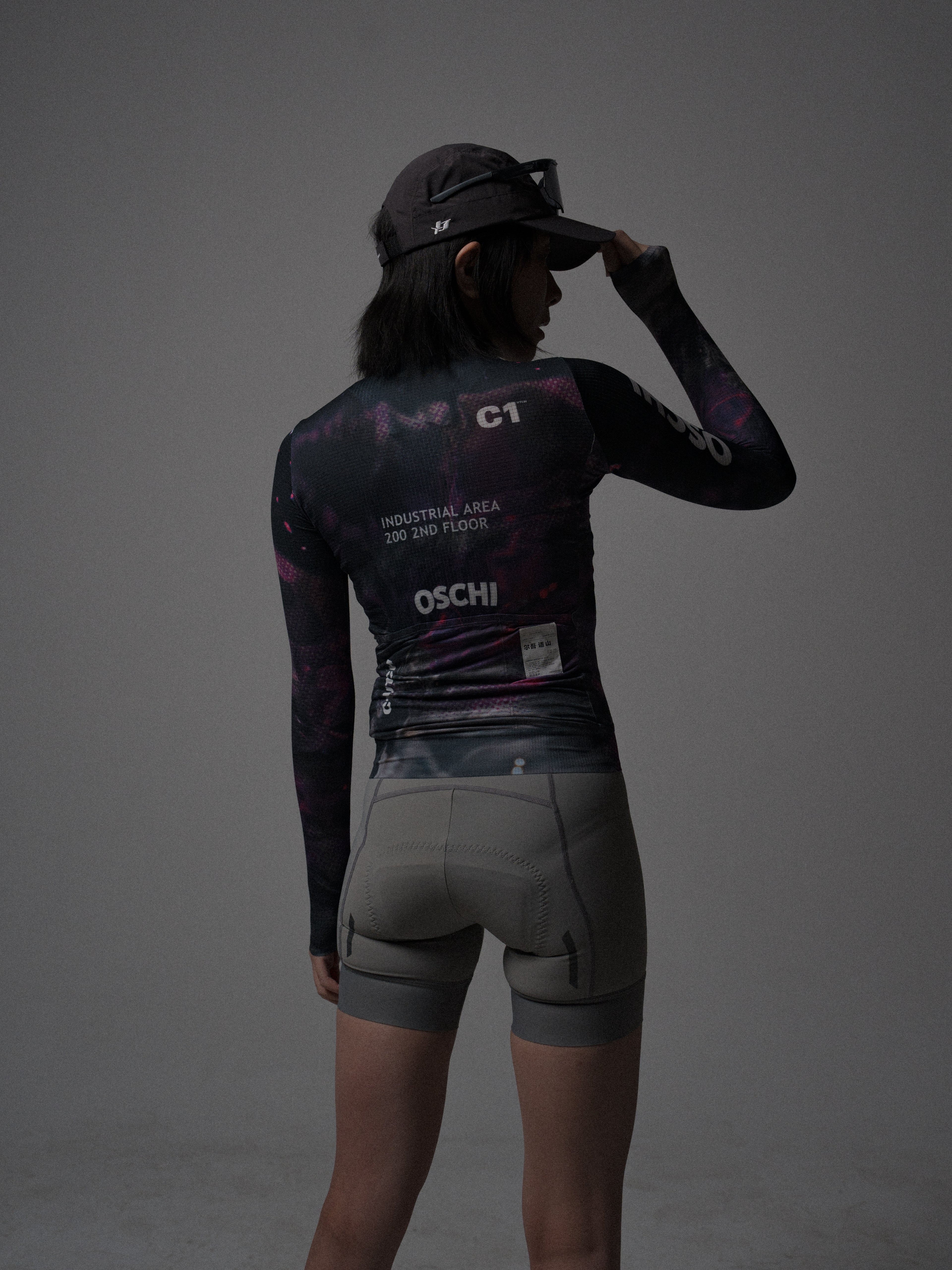 C1.2.2紫色数码印花长袖