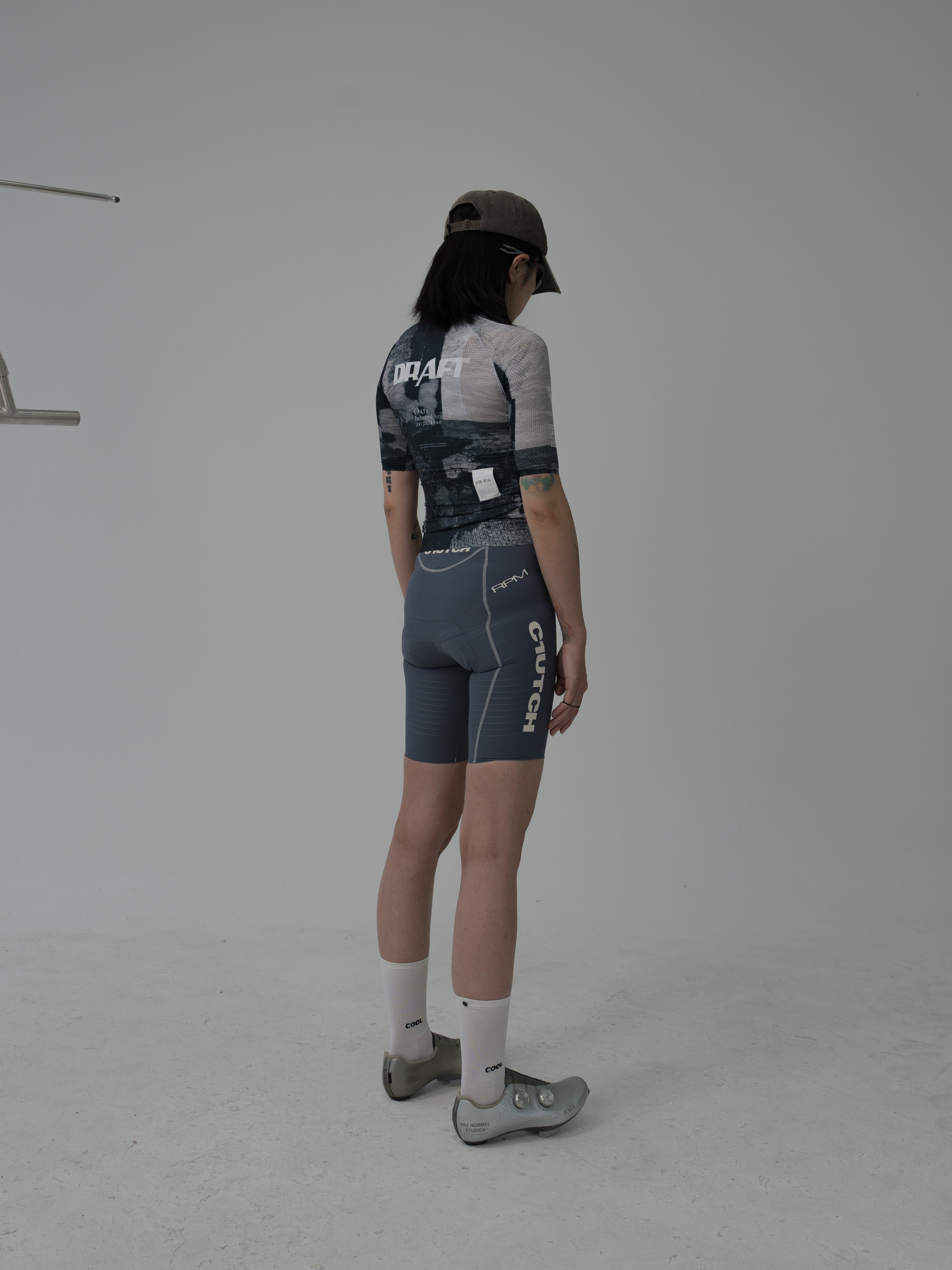 C1.2.11蓝灰骑行短裤